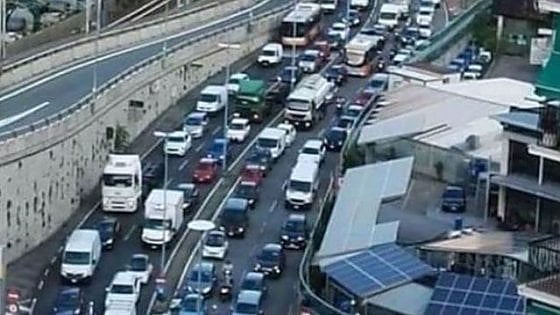 Trasporto merci in Italia: più costi, meno competitività - la Repubblica