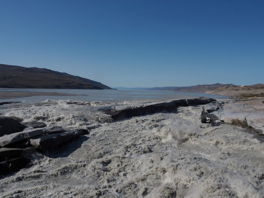 Groenlandia: arriva l'ondata di caldo dall'Europa: lo scioglimento dei ghiacci è impressionante