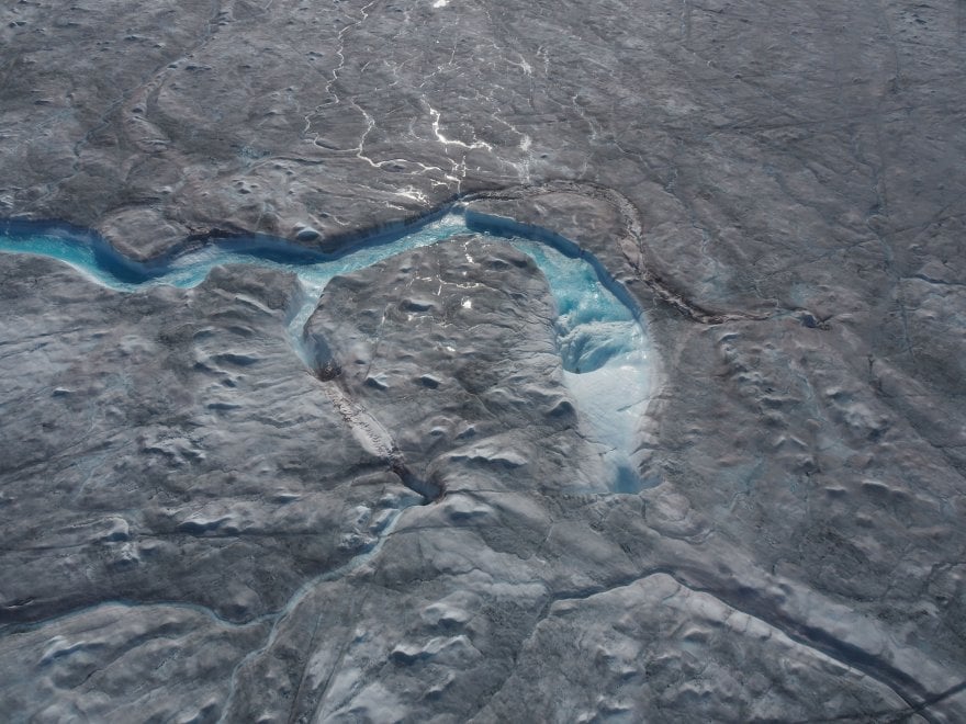 Groenlandia: arriva l'ondata di caldo dall'Europa: lo scioglimento dei ghiacci è impressionante