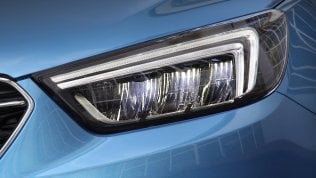 Mokka X e i fari Led intelligenti