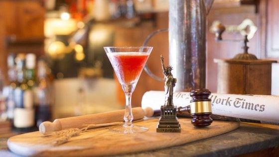 &nbsp;Sweet Noir, il cocktail pensato per l'incontro tra Jeffery Deaver e Carlo Lucarelli&nbsp;