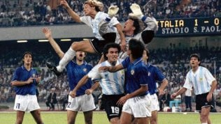 Schillaci e Maradona, una sera al San Paolo col cuore a met&agrave;