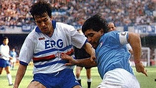 Una sforbiciata di Mancini,&nbsp; crepuscolo Maradona