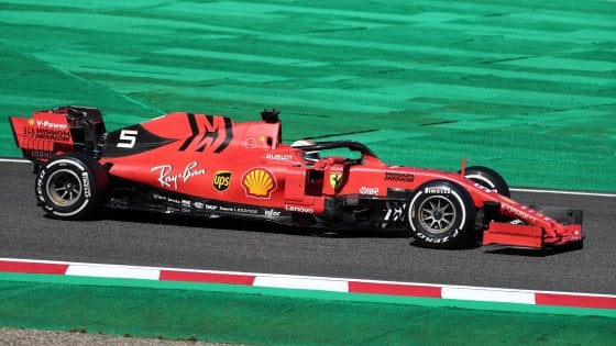 F1, Gp Giappone: prima fila tutta Ferrari, Vettel in pole davanti a Leclerc
