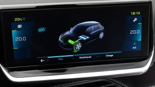 Peugeot 208 elettrica - Interni