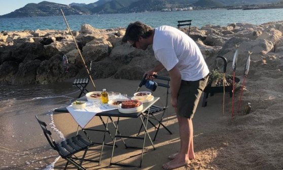 &nbsp;Il Backstage degli scatti di Edgard Bovier, "Aperitivo intorno al fal&ograve;"