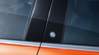 Nuova Opel Corsa-e #BreakTheBubble