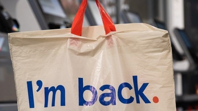 Gran Bretagna, Greenpeace: "I supermercati non fanno abbastanza per ridurre la plastica"