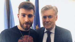 <a href="https://puntoitalia.online/esteri/2018/03/17/news/change_the_world_assemblea_onu_studenti_italiani_new_york-191520879/">New York, gli studenti italiani all'Onu diplomatici per un giorno con Ancelotti e Lorenzo Licitra</a>