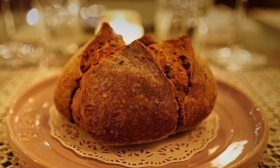 Il pane ai cereali (fatto in casa) del ristorante Jole di Roma