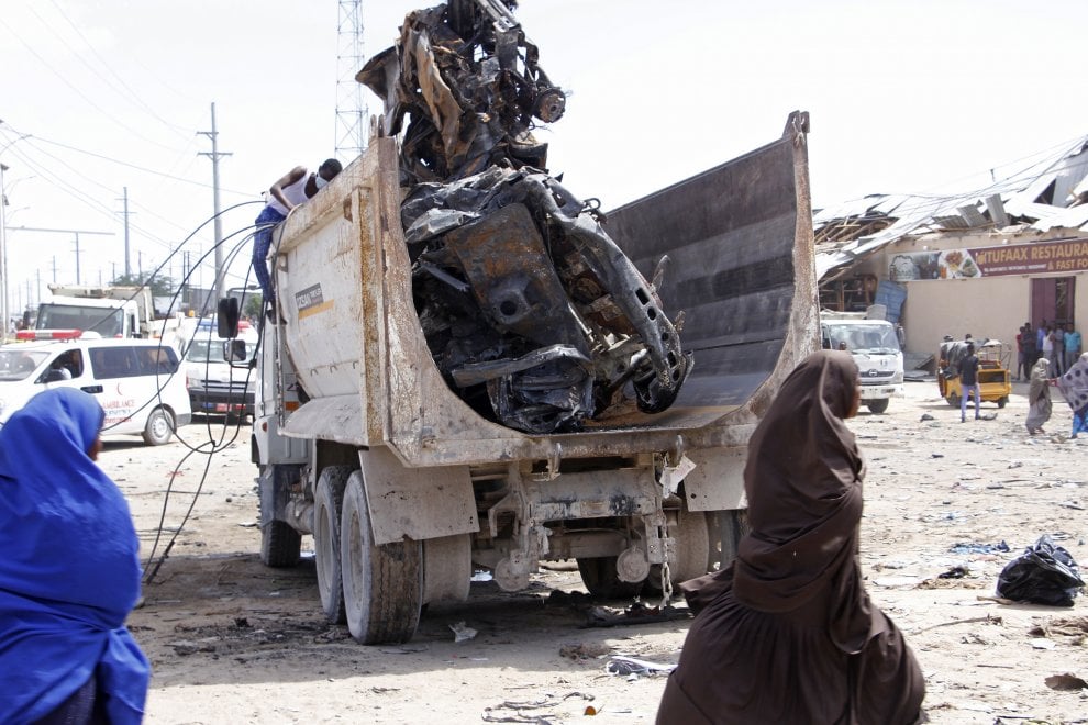 Somalia, attentato suicida: massacro a Mogadiscio