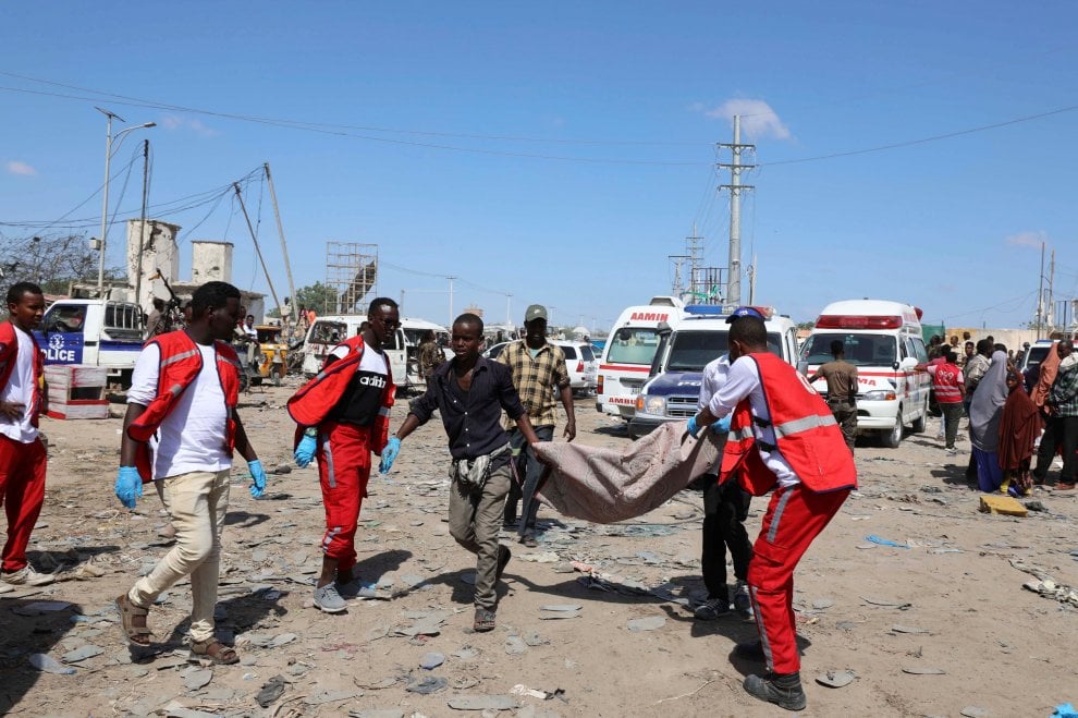 Somalia, attentato suicida: massacro a Mogadiscio