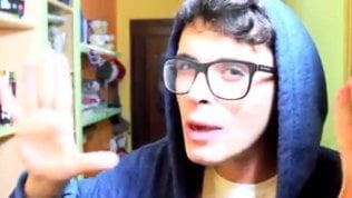 <a href="https://video.repubblica.it/dossier/cwmun/cwmun-francesco-posa-ho-scoperto-un-modo-figo-per-andare-a-new-york/352547/353118" fck_savedurl="">Francesco Posa: "Ho scoperto un modo figo per andare a New York"</a>