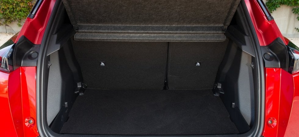 Peugeot 2008, viaggio nello spazio