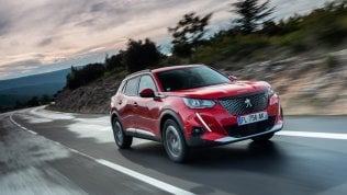 Peugeot 2008, anche nella speciale "Allure Navi Pack"