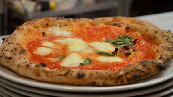 La pizza margherita di Verace Sudd, a Roma