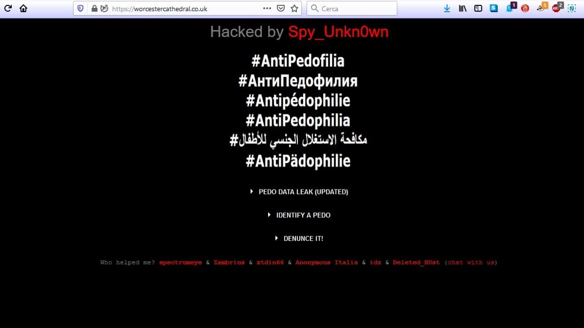 Spesso i siti pedopornografici, pur segnalati, restano online. Ecco perché  - la Repubblica
