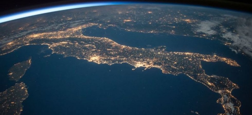 Tutti sui balconi per misurare l'inquinamento luminoso