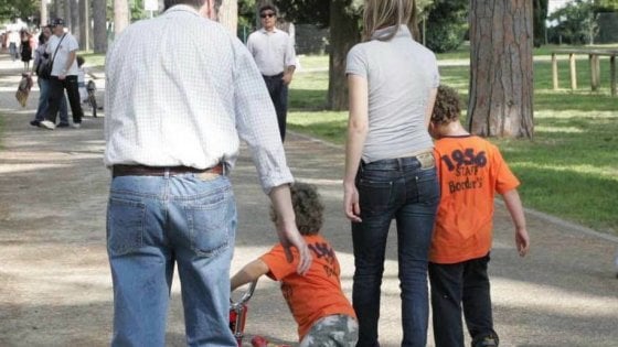 Bambini in movimento, l'ora d'aria accende il dibattito