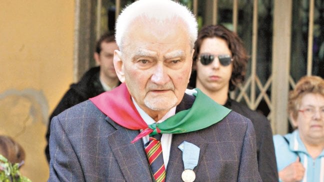 <a href="https://puntoitalia.online/robinson/2020/04/25/news/resistenza_e_memoria_il_diavolo_dal_cuore_buono-254834639/?ref=RHPPTP-BH-I254834797-C12-P6-S2.3-T1">Germano Nicolini, il Diavolo dal cuore buono</a>