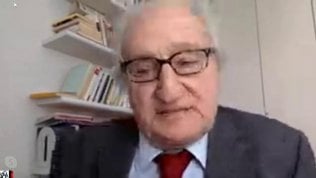 <a href="https://video.repubblica.it/dossier/25-aprile-2020/25aprile2020-aldo-tortorella-annunciammo-resa-dei-tedeschi-nella-prima-edizione-dell-unita-libera/358962/359516" fck_savedurl=""><strong>Aldo Tortorella</strong>: "Annunciammo resa dei tedeschi nella prima edizione dell'Unit&agrave; libera"</a>