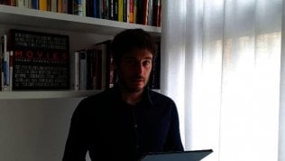 <a href="https://video.repubblica.it/dossier/25-aprile-2020/25aprile2020-lino-guanciale-legge-il-giorno-della-fucilazione-da-i-miei-sette-figli-di-alcide-cervi/358811/359367" fck_savedurl=""><strong>Lino Guanciale</strong> legge il giorno della fucilazione da "I miei sette figli" di Alcide Cervi<br /></a>