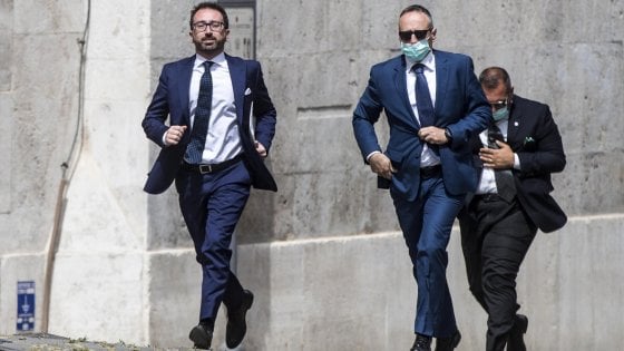 Csm, stop ai casi Palamara. Ecco il piano di Bonafede per la riforma  