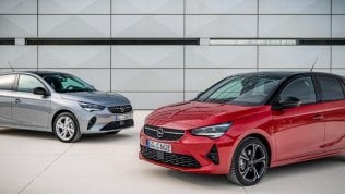 Corsa-e GS Line, elettrica ma dall'anima sportiva
