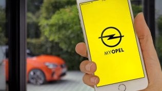 &ldquo;MyOpel&rdquo; App, l&rsquo;auto in salotto