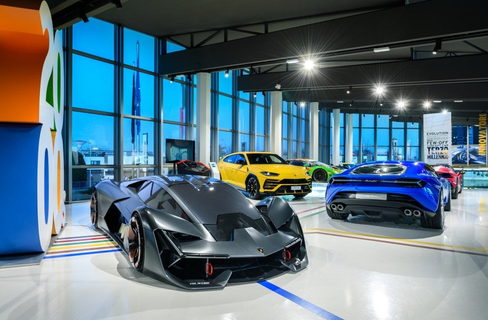 Чемодан automobili lamborghini