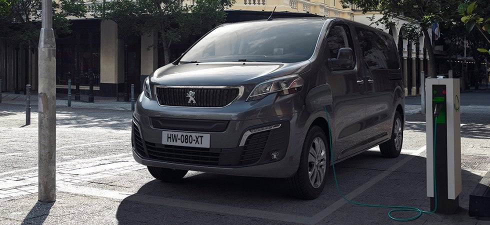 Peugeot e-Traveller, viaggiare è “elettrizzante”