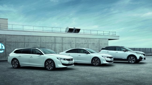 Peugeot Hybrid plug-in, ce n&rsquo;&egrave; per tutti