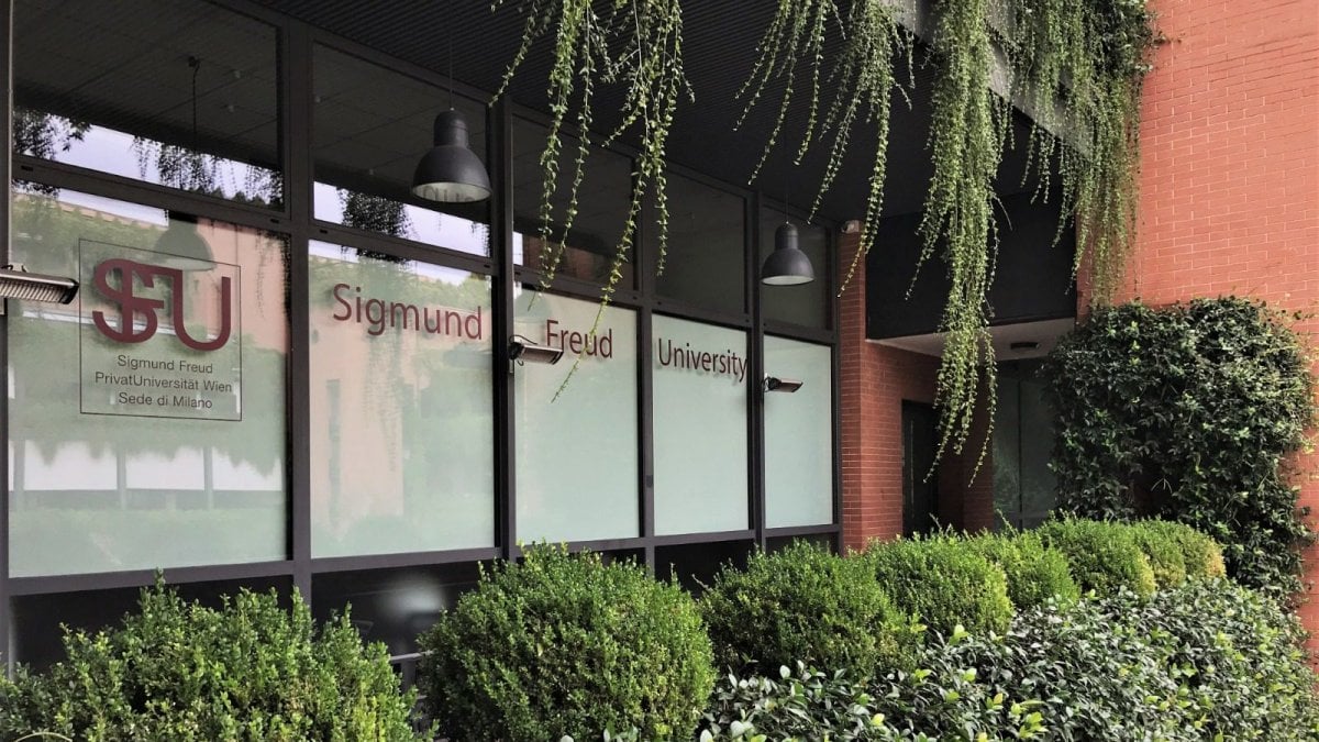 Università Sigmund Freud di Milano, Ateneo sul Naviglio per gli