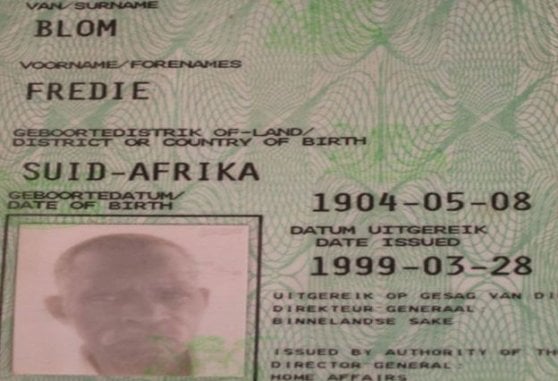 Sudafrica, morto l'uomo più vecchio al mondo. Fredie Blom aveva 116 anni: "Gli piaceva ballare e fumare"