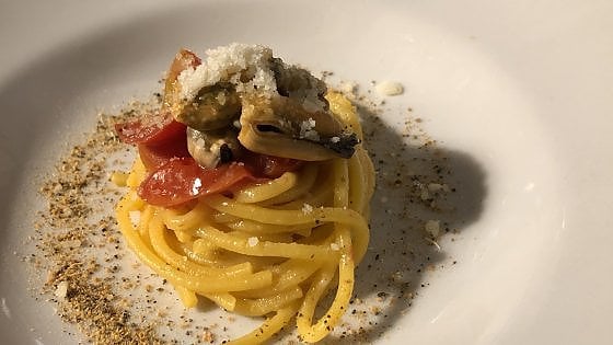 I tagliolini cozze e pecorino dell'Osteria La Quercia a Roma
