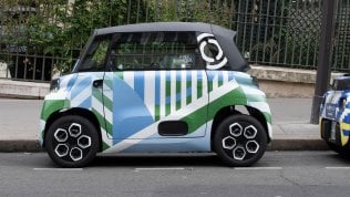 Venti auto uniche per il lancio del car sharing della Citro&euml;n Ami