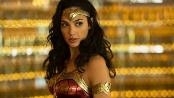 Gal Gadot sarà Cleopatra. Scoppia la polemica: "Perché un'attrice israeliana?"
