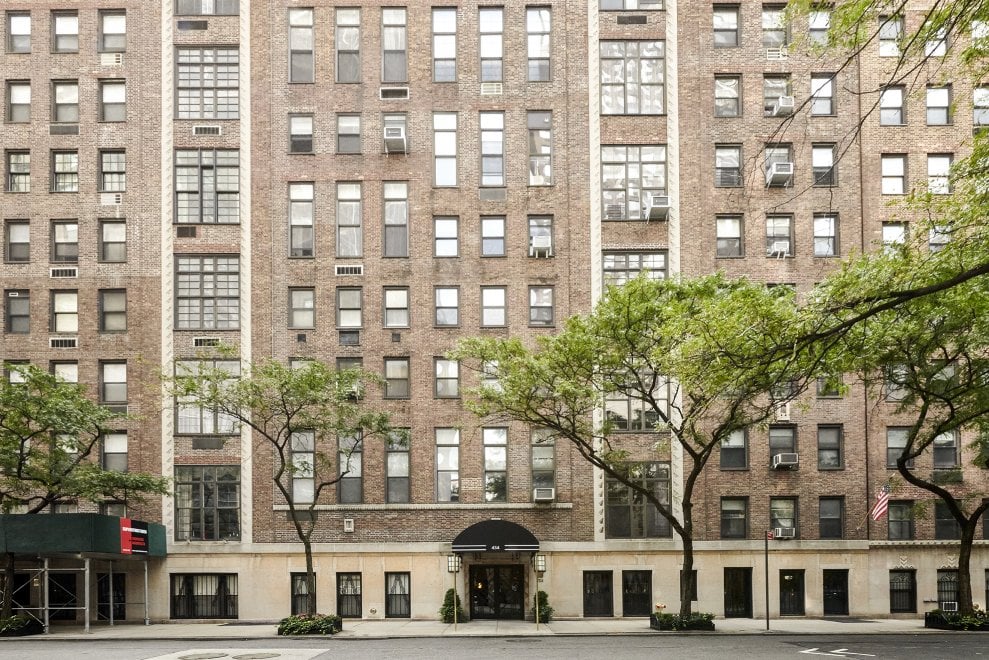 La casa del "lost weekend" di John Lennon a New York in vendita