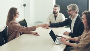 A lavoro da remoto, ma senza rinunciare alla socialit&agrave;