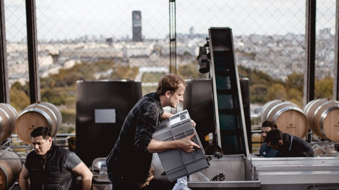 L'impianto di produzione presente al primo piano della Tour Eiffel