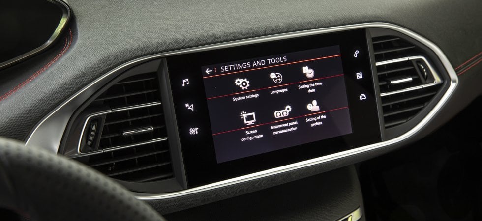 Peugeot 308, la tecnologia fa show