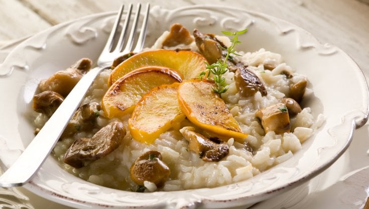 Il risotto alla mela con funghi e Gorgonzola