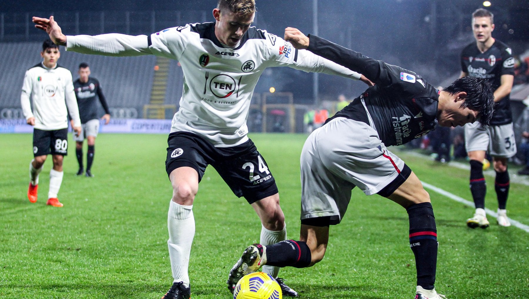 Spezia Bologna 2 2 Nella Prima Al Picco Nzola Illude I Liguri Barrow