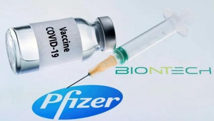 Usa, il "regalo di Natale" di Pfizer: dosi in più nelle fiale dei vaccini