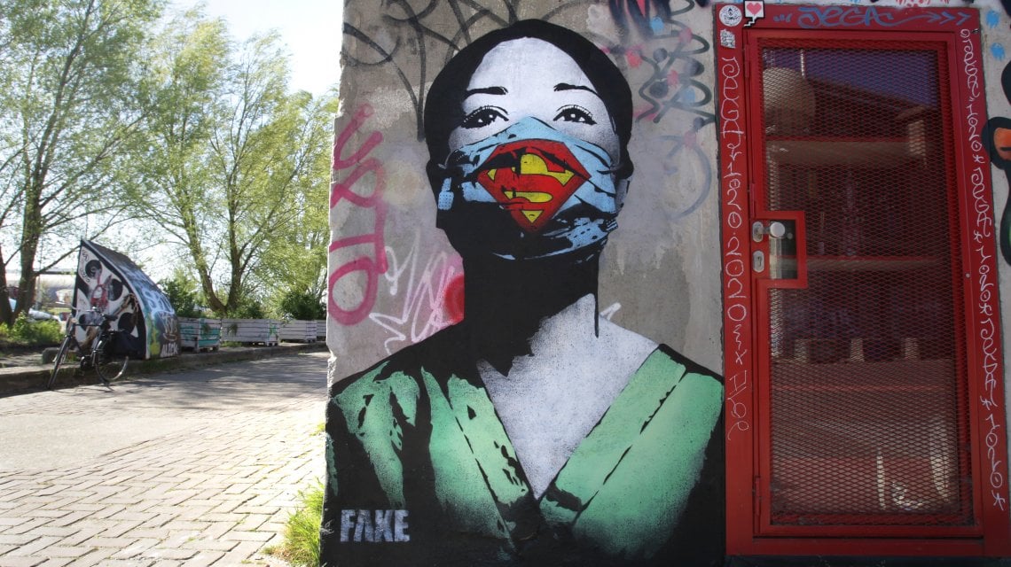 Super Nurse di FAKE ad Amsterdam (Universal Images Group via Getty Images)