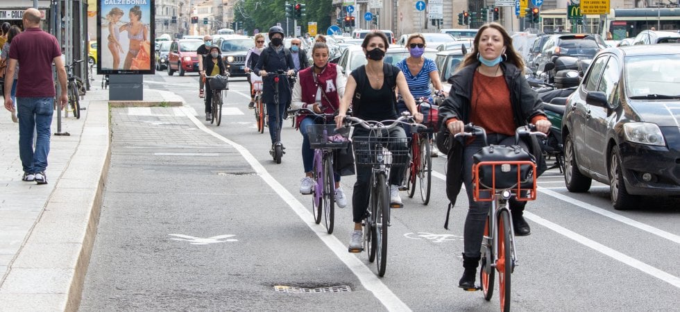 Ciclisti a Milano