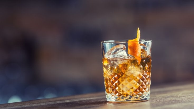 Intramontabile, sobrio e sornione: Old Fashioned, il re dei drink 