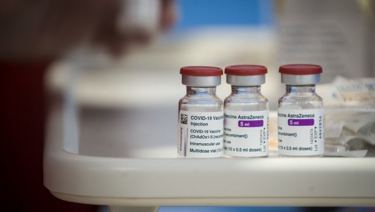 Arrivano 2500 dosi di vaccini AstraZeneca a Cremona ma a livello nazionale taglio del 15% alle forniture