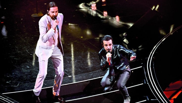 Colapesce Dimartino dopo Sanremo 2021: 'Musica leggerissima' è Disco di Platino