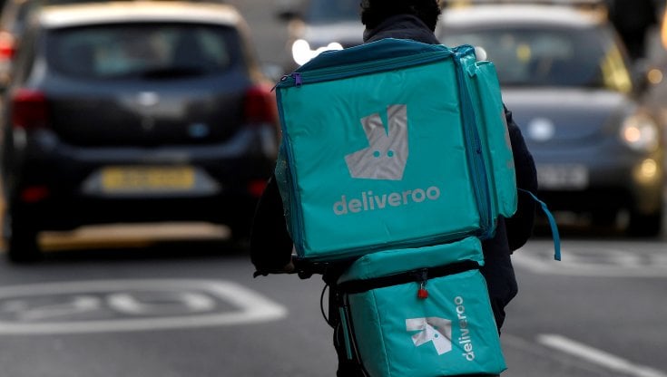 Rider, firmato protocollo Assodelivery-sindacati contro lo sfruttamento